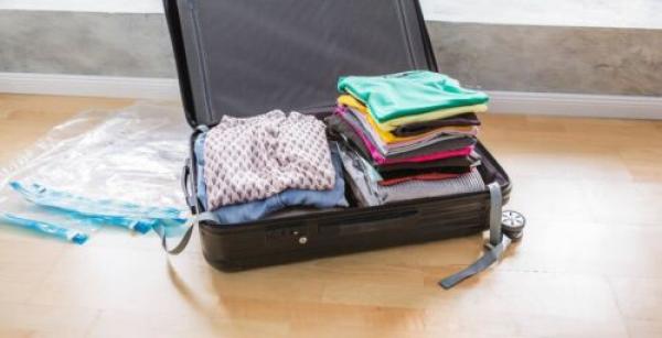Reise Vakuumbeutel, 8tlg. Vakuum Aufbewahrungbeutel Kleidung Garderobe Textil