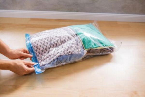Reise Vakuumbeutel, 8tlg. Vakuum Aufbewahrungbeutel Kleidung Garderobe Textil