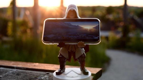 Assassins Creed Ezio Gaming Zubehör Controller Halter Handy Halterung Figur