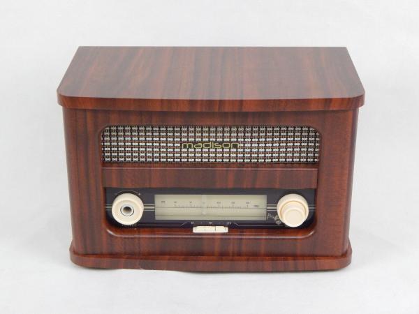 Nostalgie Radio MADISON im Holzdesign, Bluetooth, FM-Radio, MP3 Eingang, Akku